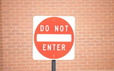 9 Red Flags to Consider When Accepting a Job Offer