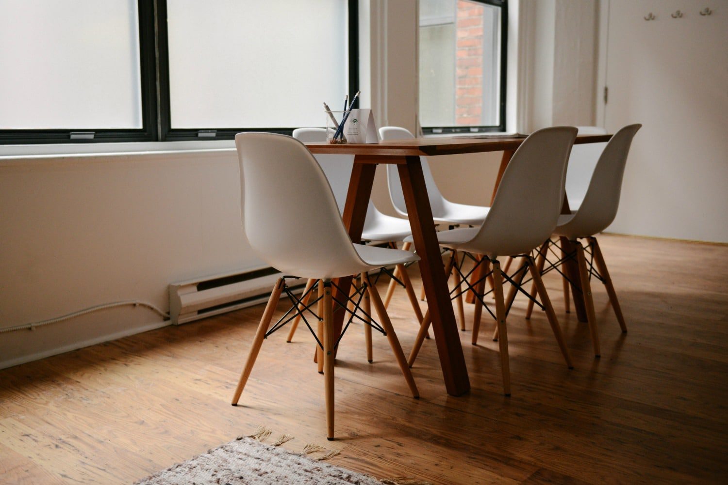 uncluttered