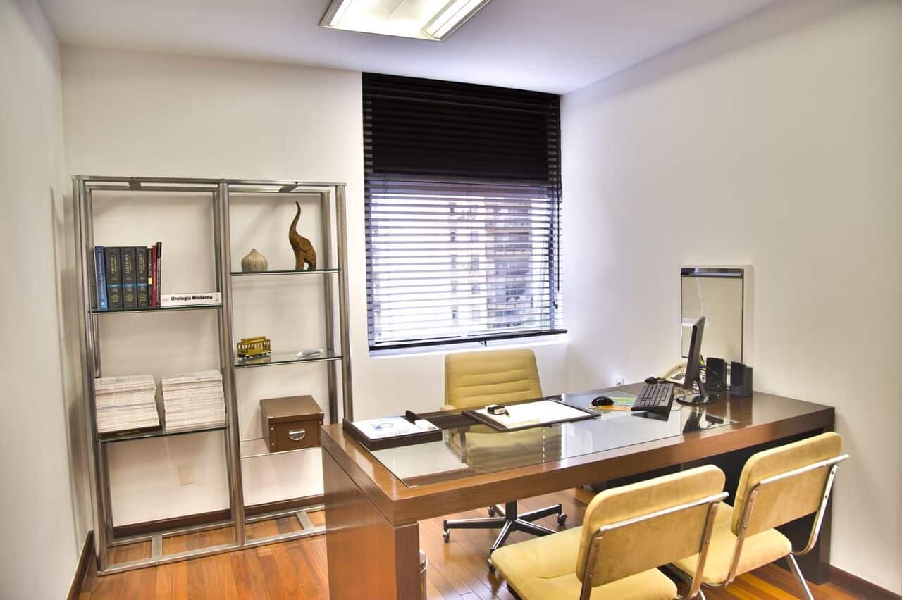7 Weird Psychological Tricks to Help Nail Your Next Job Interview