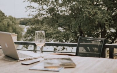 4 Ways to Make Money Online (That Isn’t Copywriting or Blogging)