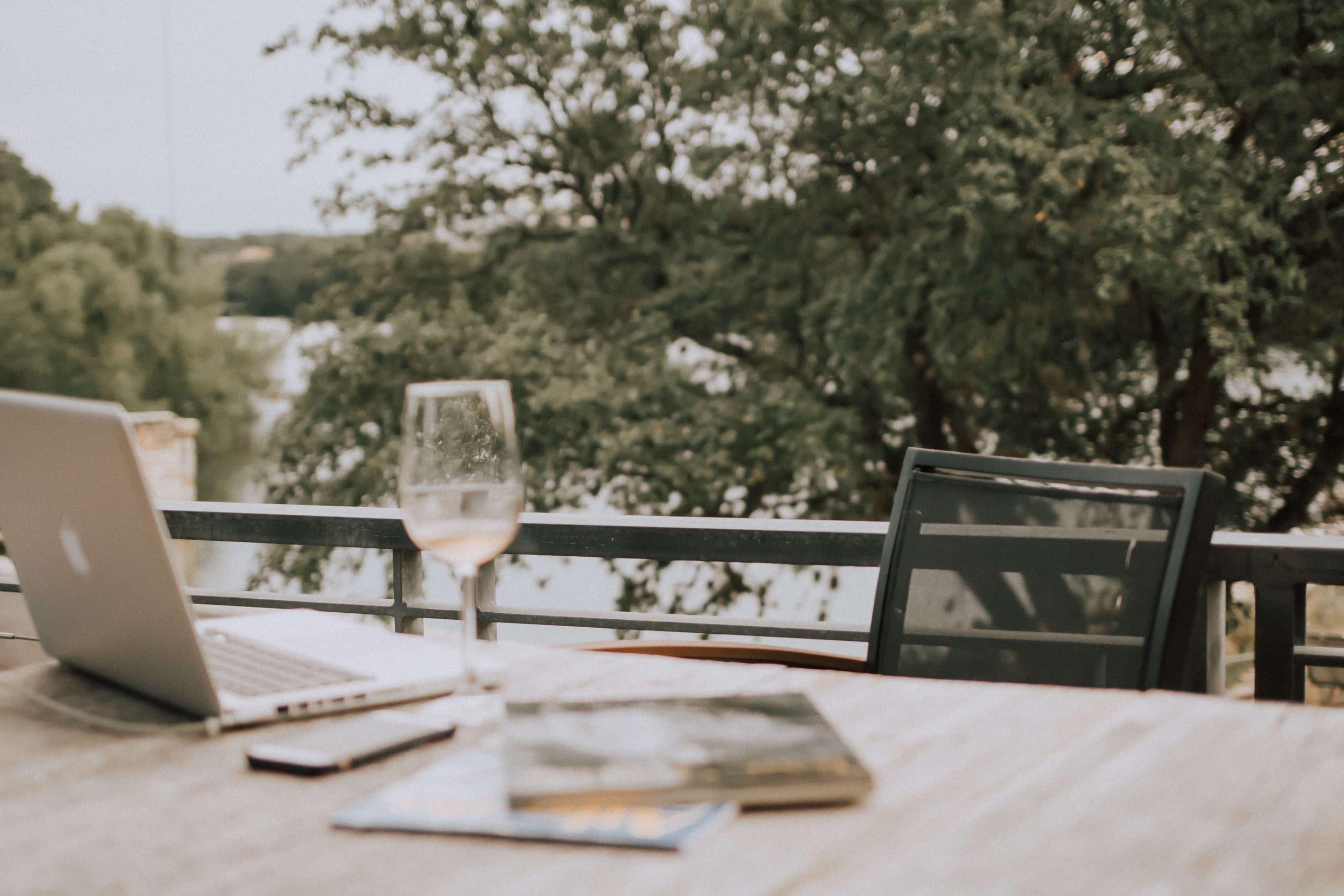 4 Ways to Make Money Online (That Isn't Copywriting or Blogging)
