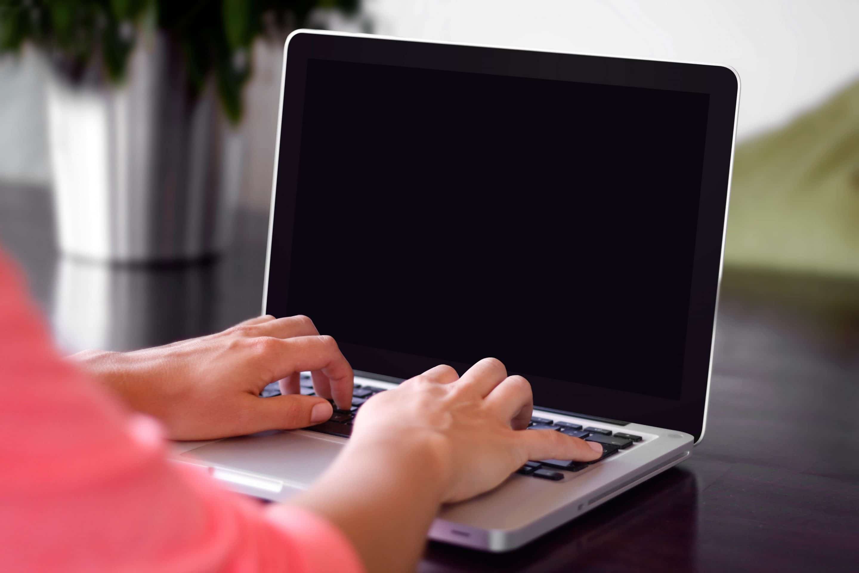 9 Tips For Starting Your Online Business While Working Full Time