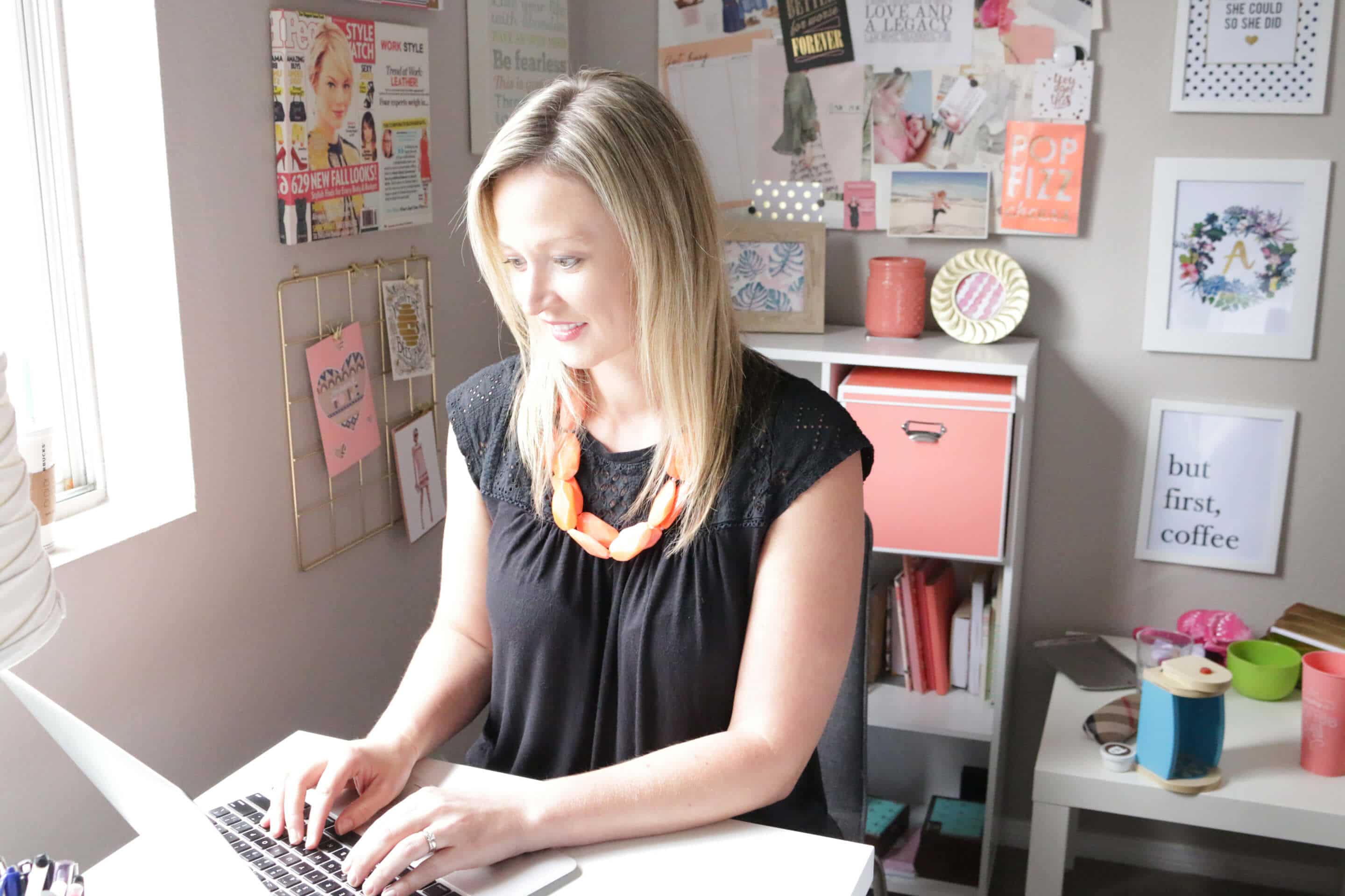 Anna Work and stay focused Anna Work and stay focused