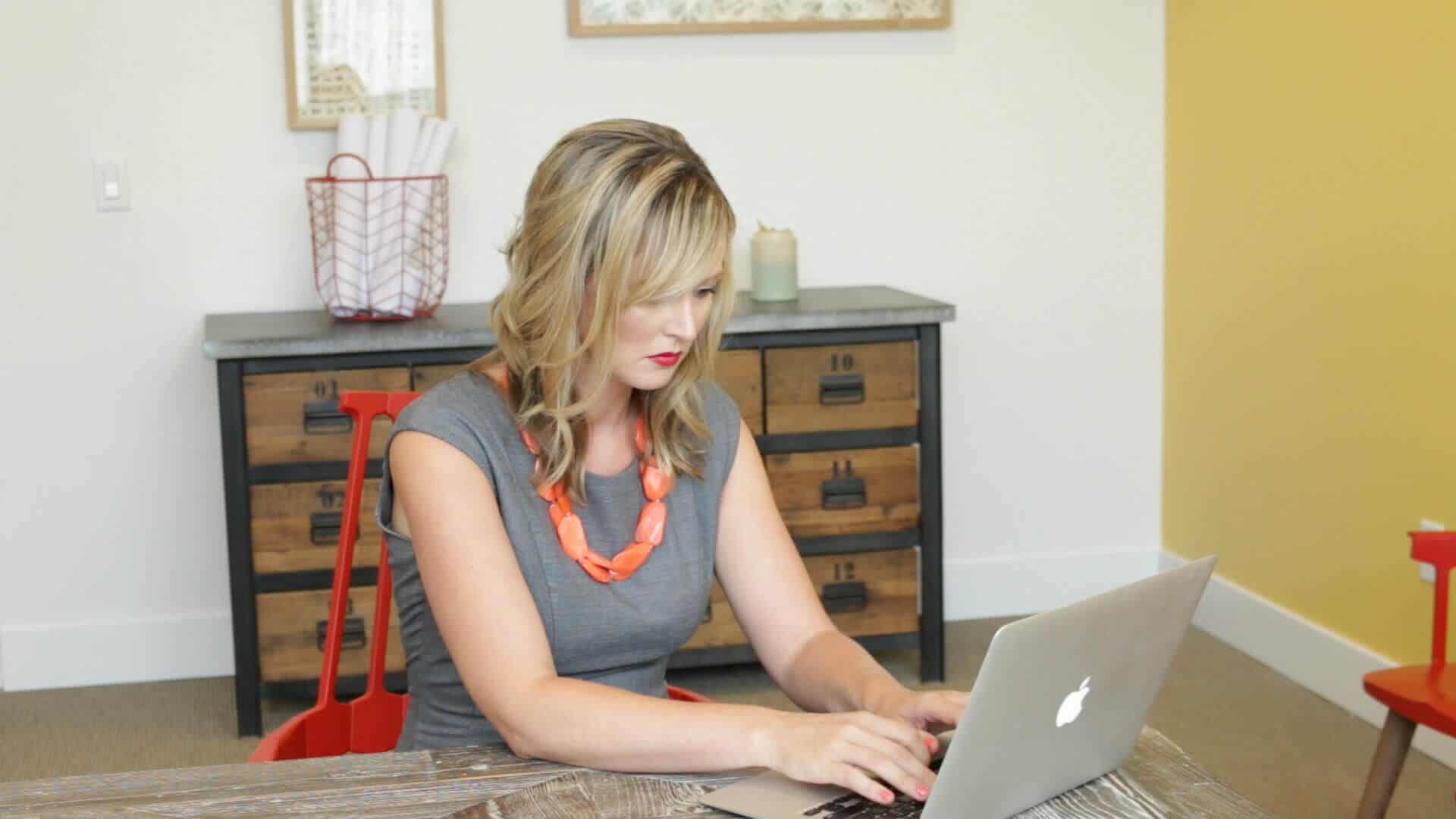 WHY you aren’t reaching your goals and what to do INSTEAD